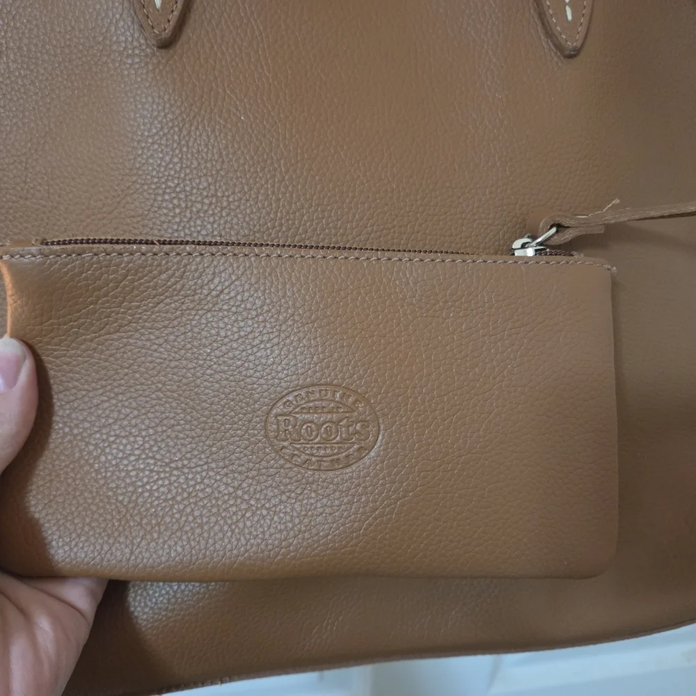 Roots Cervino Leather Tote Brown/ Pink - Picture 7 of 12